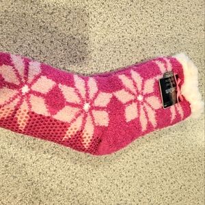 Cuddl Duds plush lined cozy socks